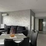 Apartamento Unique Penthouse Lakeview W19 *