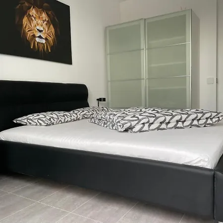 Unique Penthouse Lakeview W19 Bukurešť