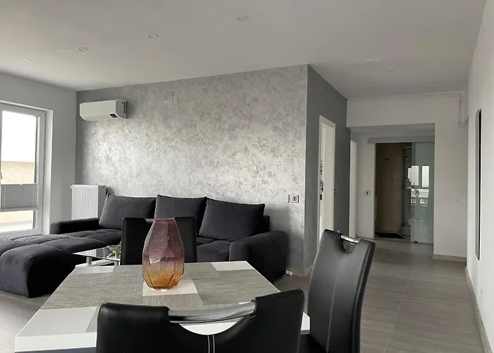 Apartmán Unique Penthouse Lakeview W19 *