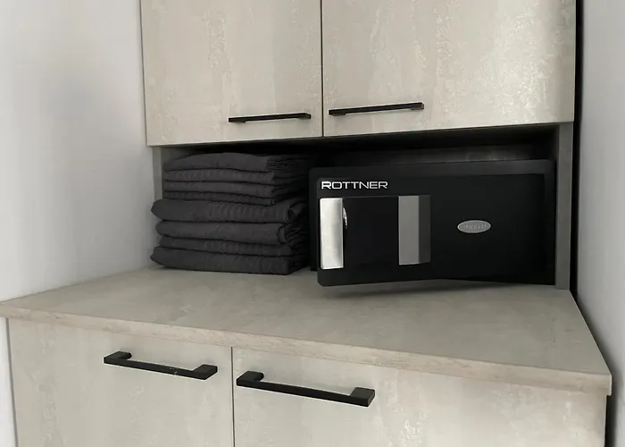 Unique Penthouse Lakeview W19 Apartament *