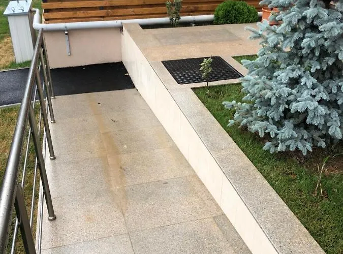 Unique Penthouse Lakeview W19 Apartament Bucureşti