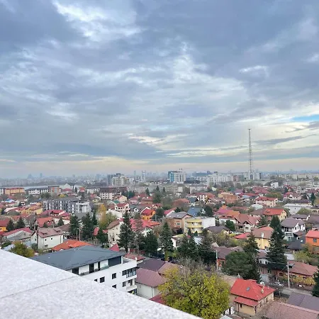 Апартаменти Unique Penthouse Lakeview W19