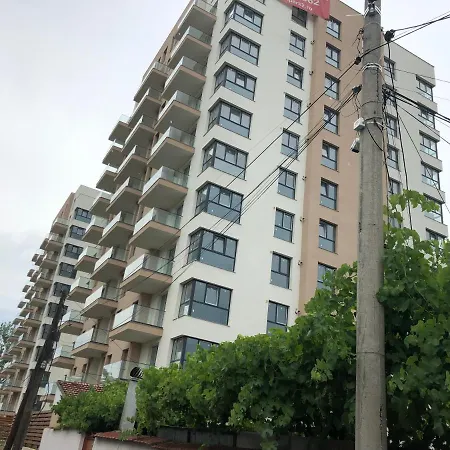 Апартаменти Unique Penthouse Lakeview W19 Бухарест